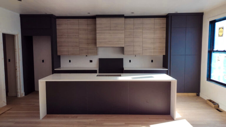 Kitchen cabinet assembly